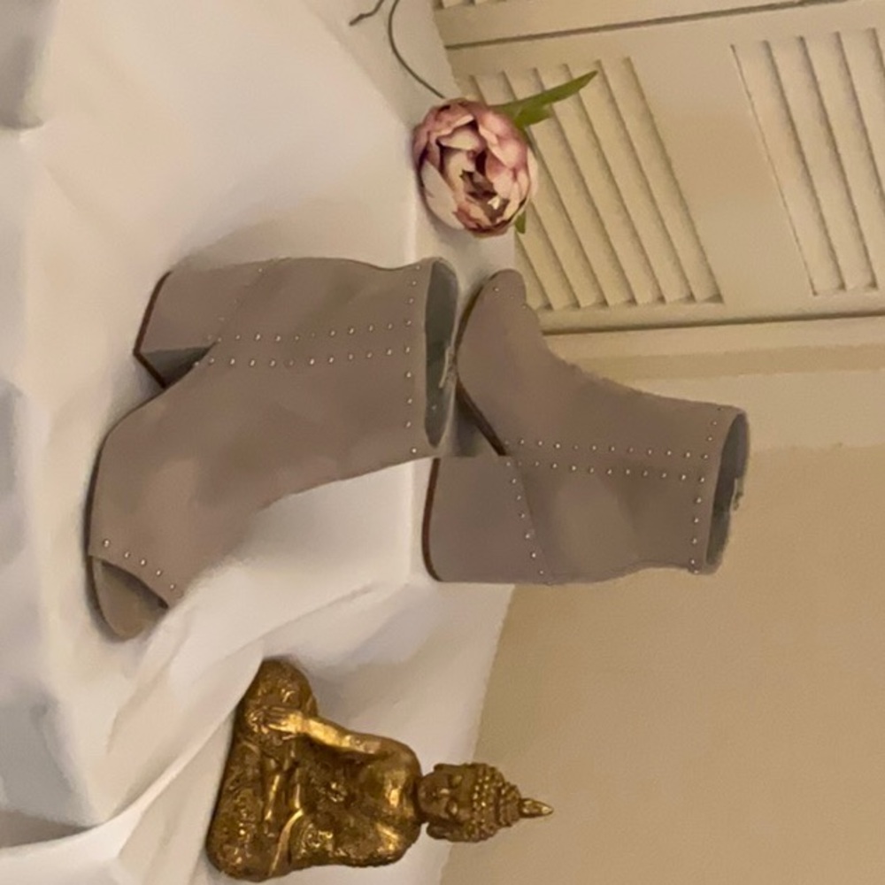 Circus by Sam Edelman Tan Ankle Booties with Block Heel